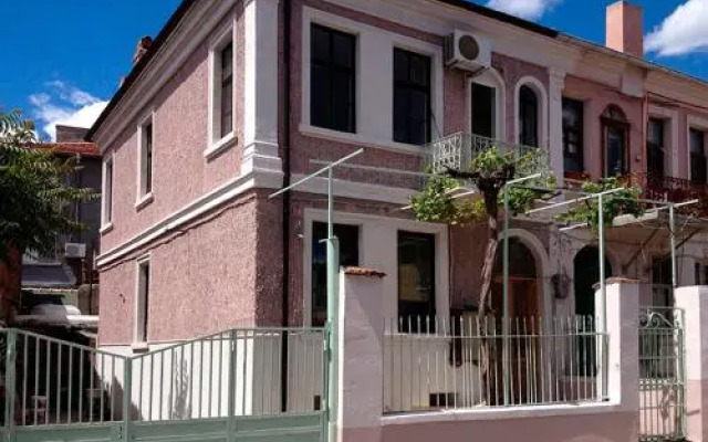 Hostel The Old House