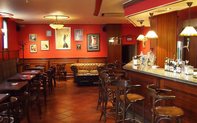 Hotel Arco San Vicente