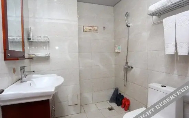 Curitis Hotel