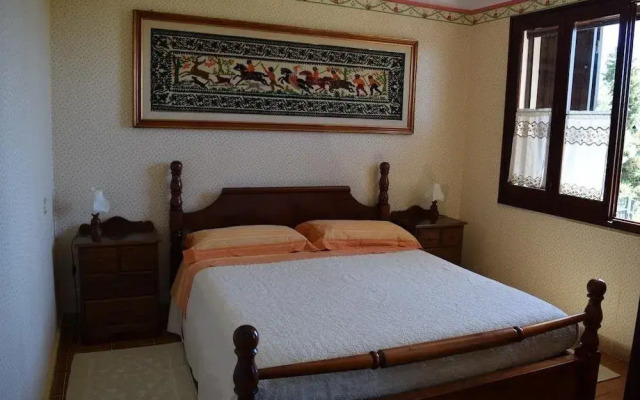 Battistina Holiday Home