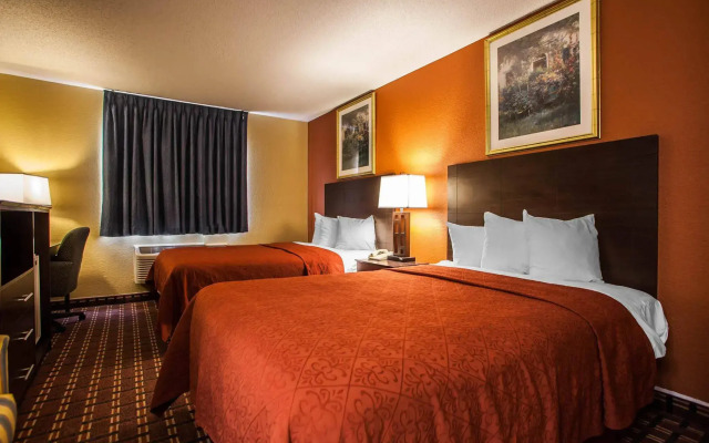 Quality Inn O'Fallon IL - St. Louis