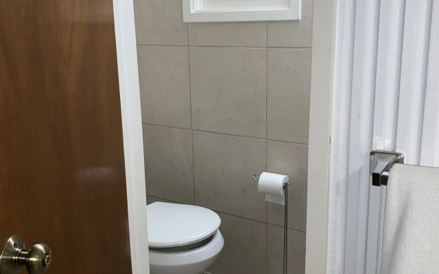 Dali Suites - Adults Only