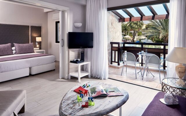 Atlantica Aeneas Resort