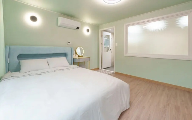 Danyang Greennarae Dokche Poolvilla Pens