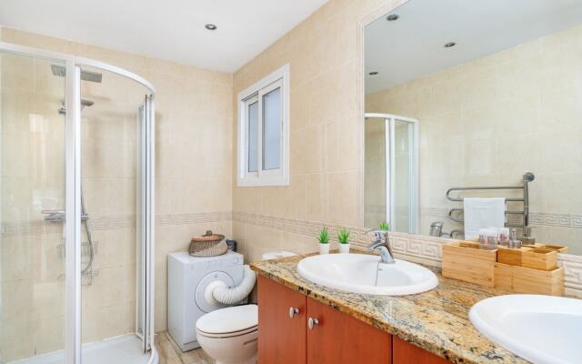 Wonderful Apartment in Ground Plan Ref 94