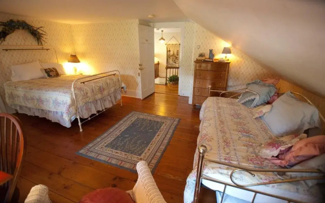 Strong House Inn