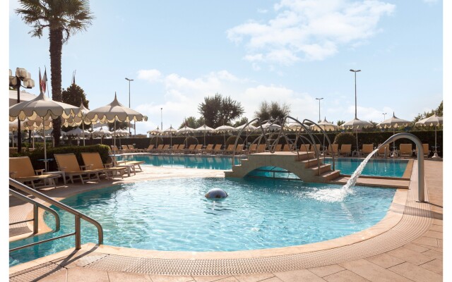 Hotel Bristol