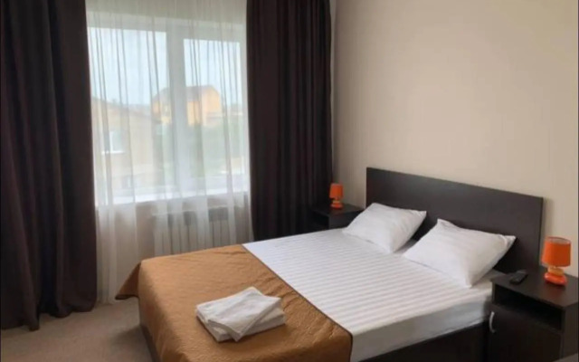 Milan (Новофедоровка)