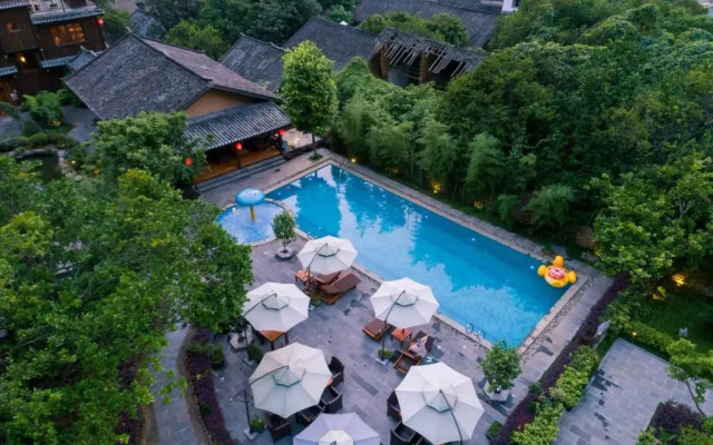 Yangshuo Eden Garden Hotel