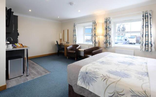 Woodland Bay Hotel