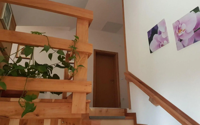 Villa Stone