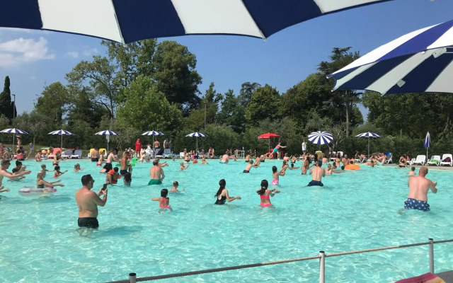 Sisan Family Resort