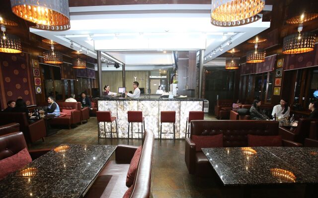 UBINN hotel & gallery