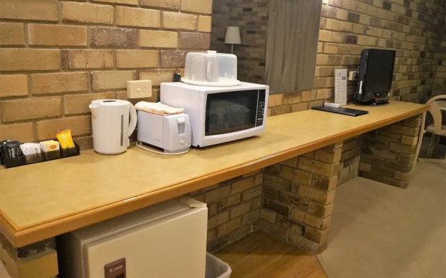 Magdala Motor Lodge & Lakeside Restaurant