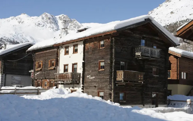 Livigno Apartment