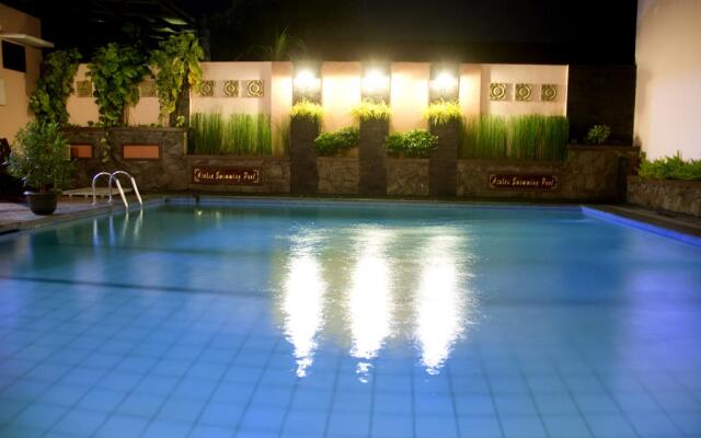 Atrium Resort & Hotel