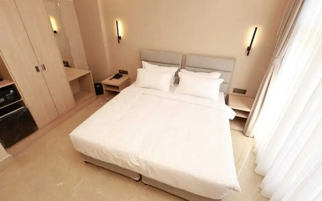 SUMMER88 Boutique Hotel Azara