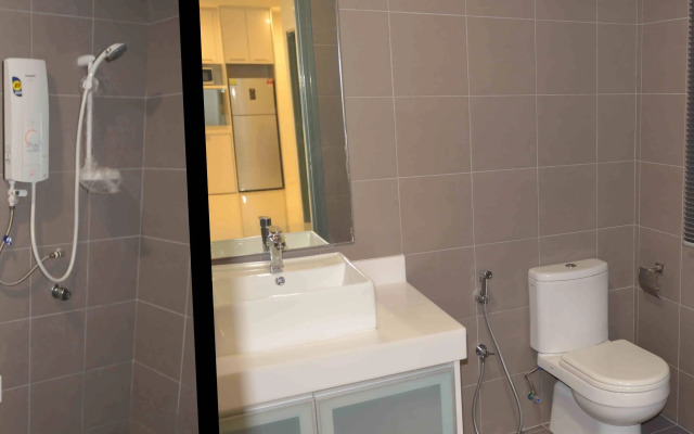 Summer Suites Studios