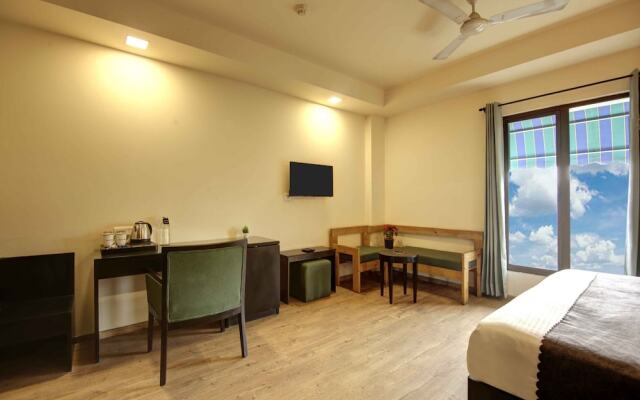 Saltstayz Select - Nehru Place & New Friends Colony