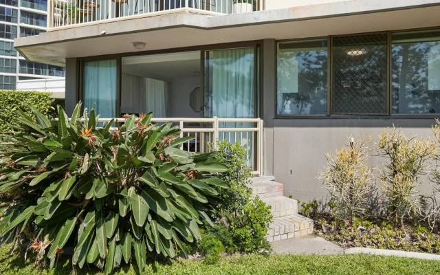 Seacrest Beachfront Holiday Apartments