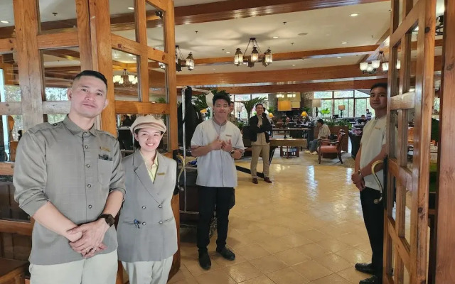 Camp john hay forest lodge