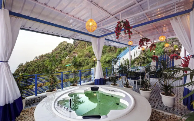 A Santorini Home - By Le Rêve