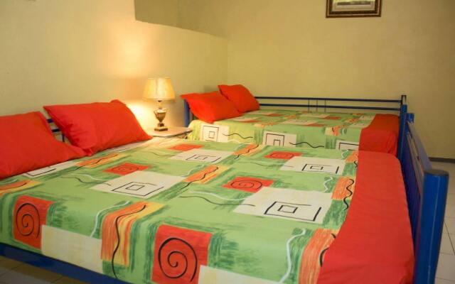 La Mamre Guest House