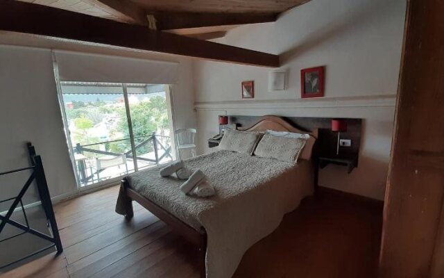 Cerro Uritorco Hotel