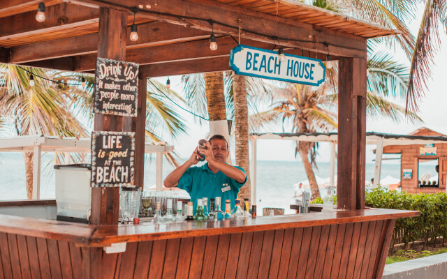 Hotel San Luis Beach House