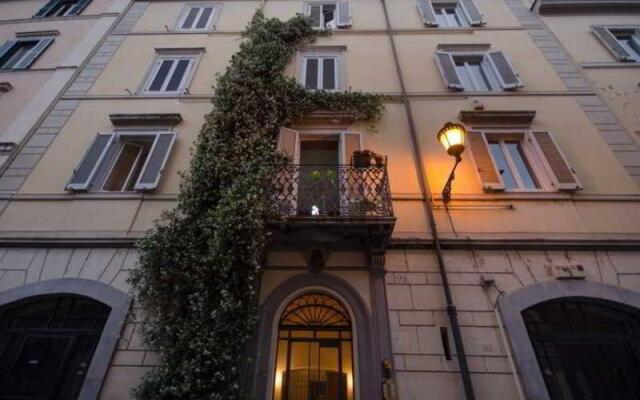 Imperial Fora Spacious Apartment