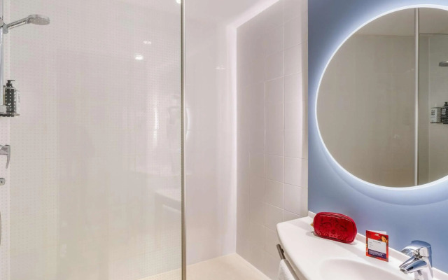 Отель ibis Barcelona Pza Glories 22