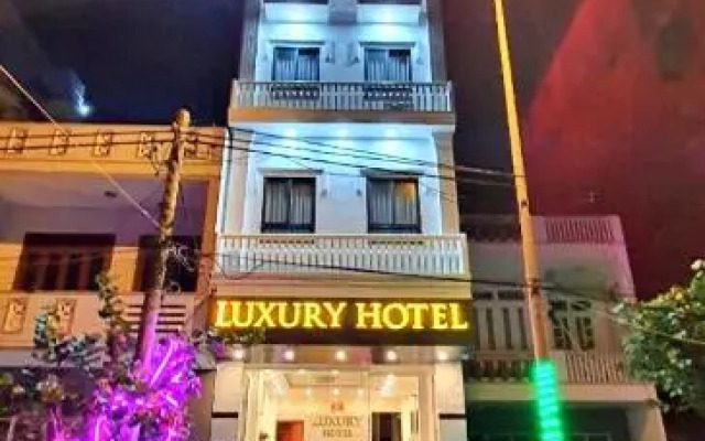 Dac Tin Luxury Hotel