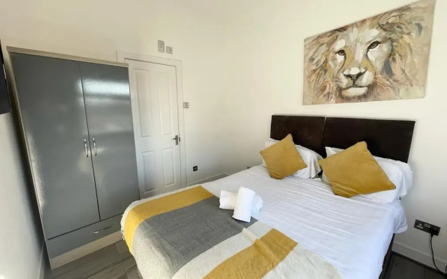 The Central Suite Sasco Apartments