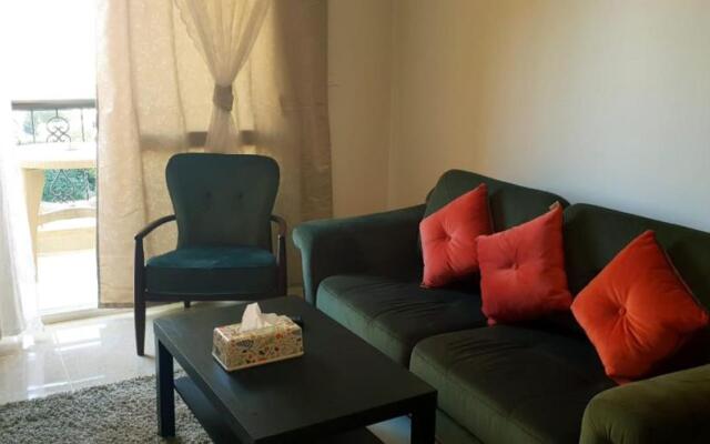 Hayat Al-Rehab Apartment