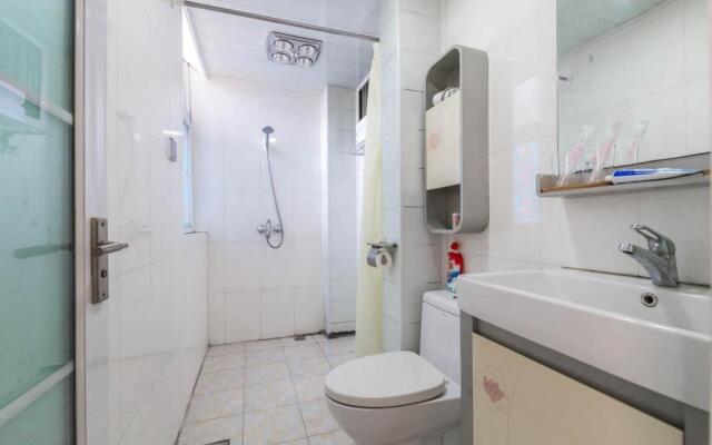Zhengzhou Shangjie·Near Wuyun Mountain· Locals Apartment 00144970