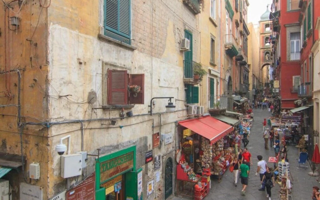 Spaccanapoli Bros. B&B