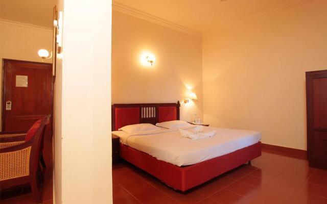 Hotel Silver Crest