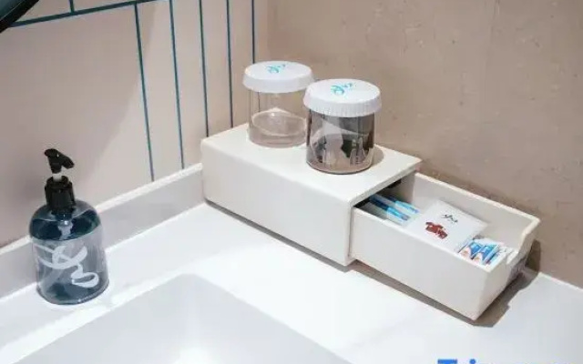 Home Inn·Neo (Jinzhou Yixian Railway Station Branch)