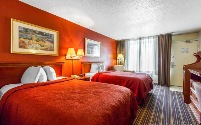 Motel 6 Opelika, AL