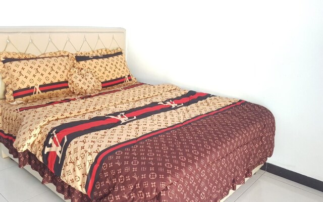 Hotel O Surya Abadi Homestay Syariah Near alun alun kota gombong