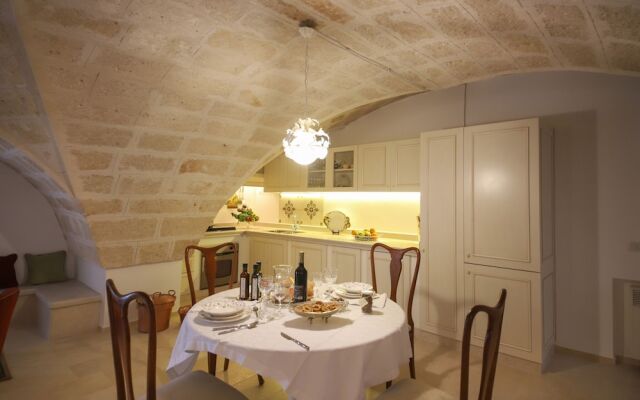 Trulli&Dimore-Corte degli Aranci