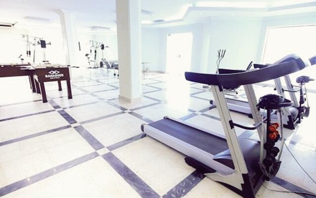 Rose Garden Hotel Suites