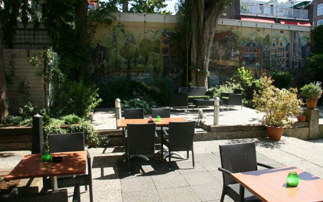 Huygens Place