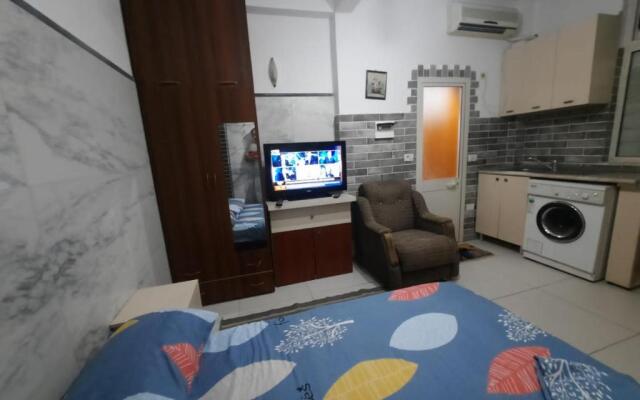 Nice studio near New Boulevard