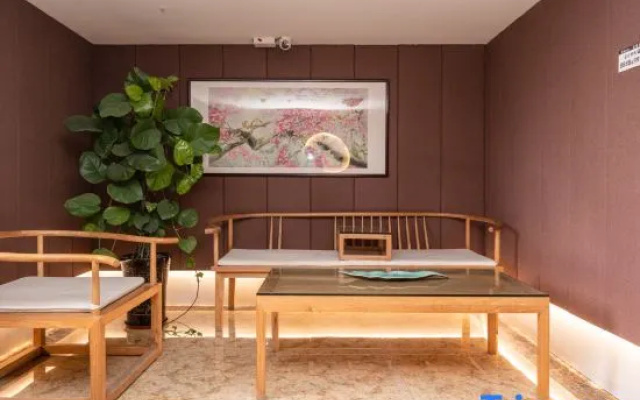 Po Cheng Hotel