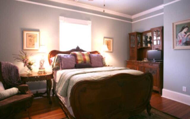 The Social Goat Bed and Breakfast
