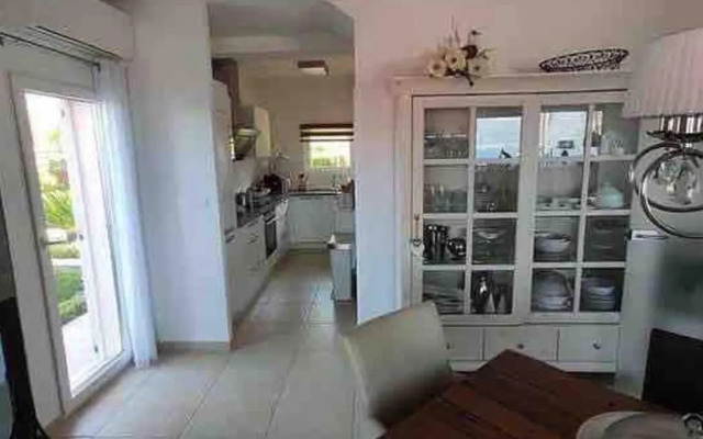 Villa Mala - Pool - Jacuzzi - 5 min. zum Meer