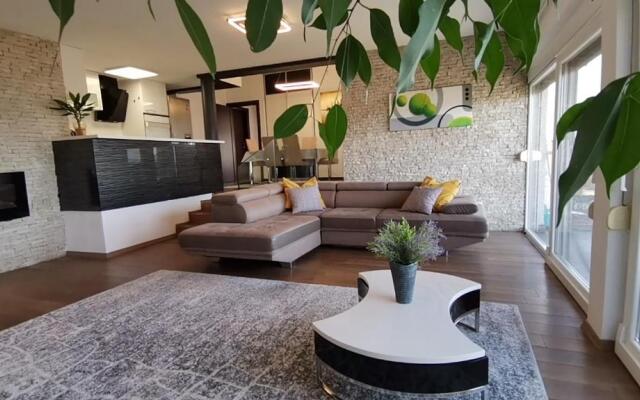 Apartment Zatonka 2