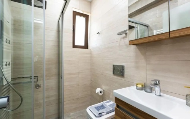 Eudora Luxury Stone Villa