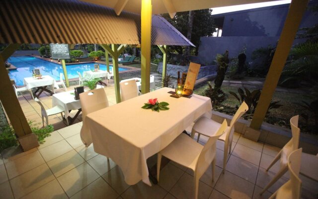 Coconut Palms Resort